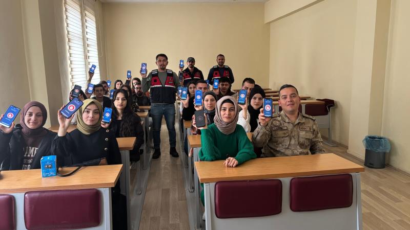 Posof MYO'da Uyuşturucu Bağımlılığı ile Mücadele Konulu Seminer Gerçekleştirildi