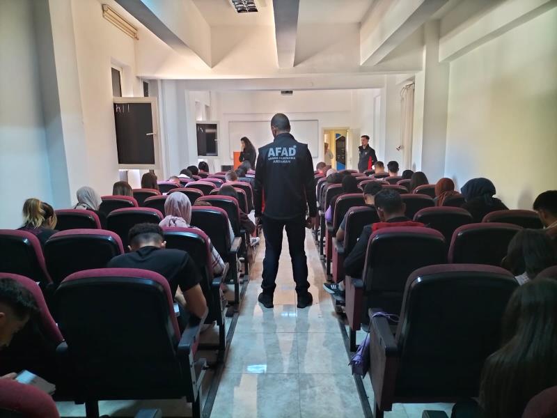 AFAD'DAN POSOF MYO ÖĞRENCİLERİNE YÖNELİK İLK YARDIM EĞİTİMİ