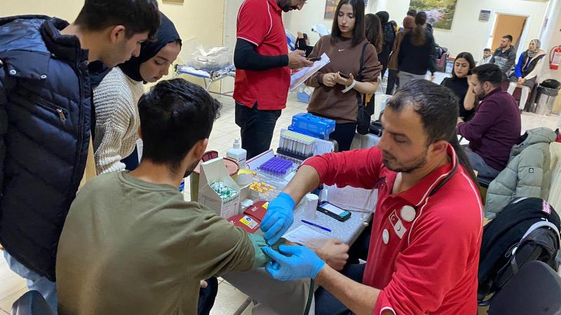 POSOF MYO'DA KAN SEFERBERLİĞİ