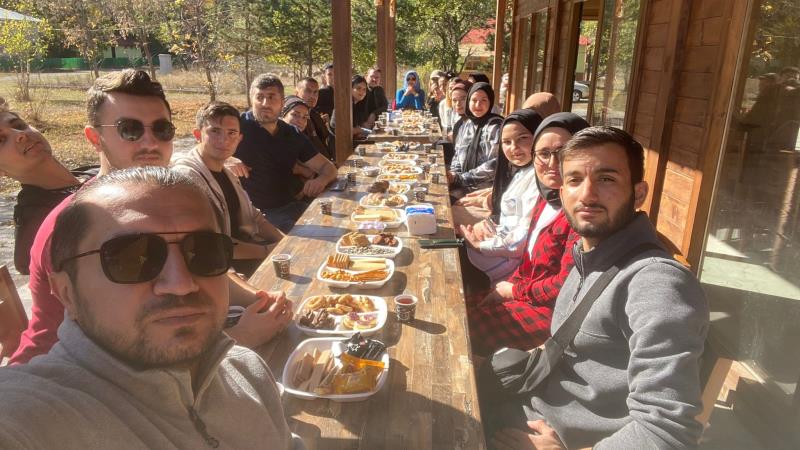 İYİLİK KULÜBÜ'NDEN TEMİZ ÇEVRE ETKİNLİĞİ
