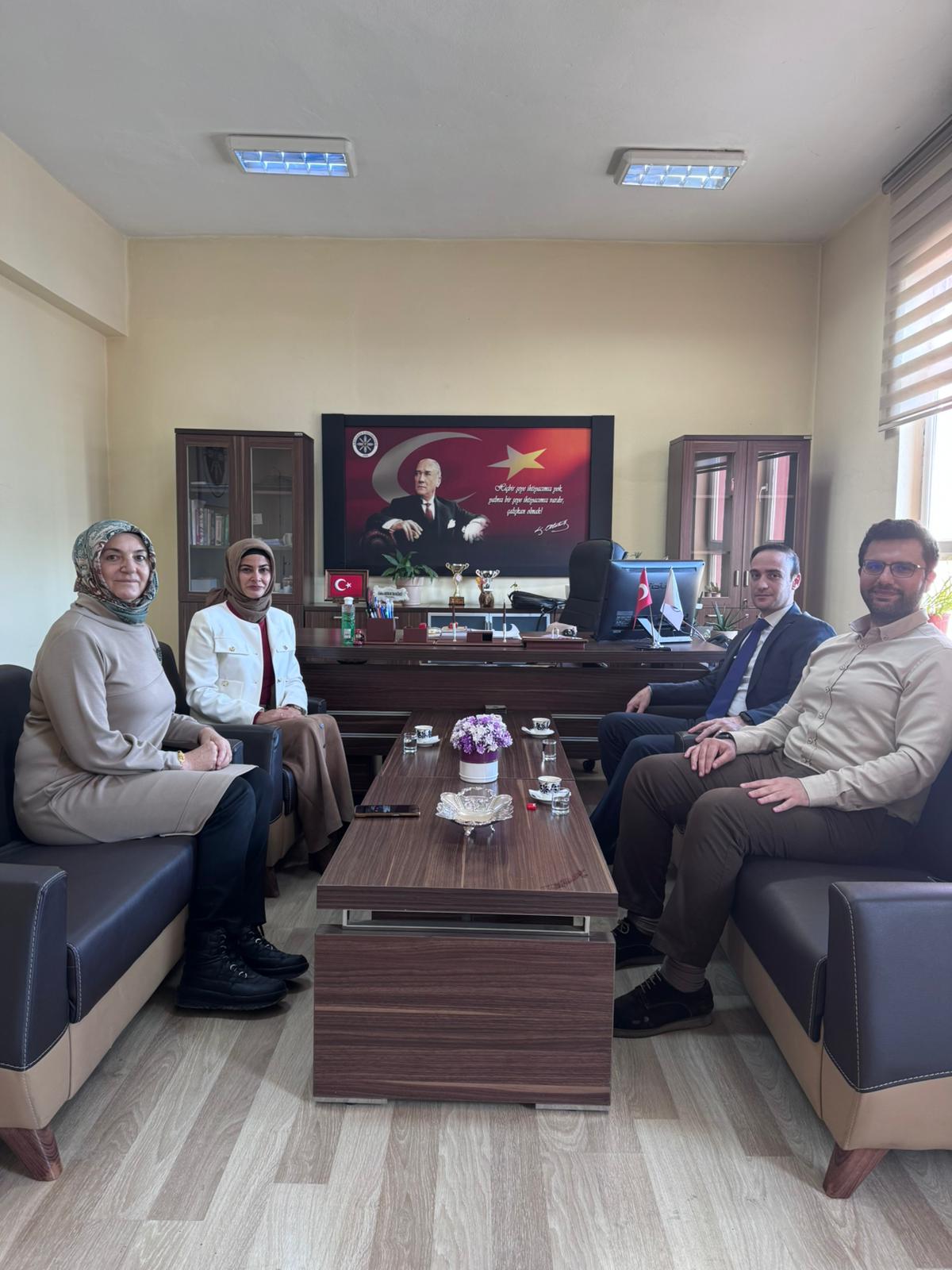 KAYMAKAM KESTİOĞLU'NDAN YÜKSEKOKULUMUZA ZİYARET